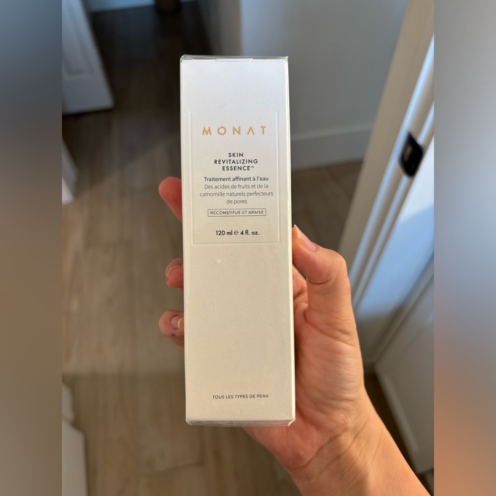 MONAT SKIN REVITALIZING ESSENCE